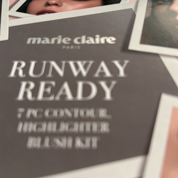 MARIE CLAIRE PARIS Runway Ready 7 PC Contour, Highlighter Blush Kit with Mirror. - Picture 2 of 6